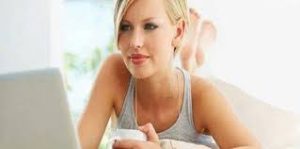 Yetişkinlerle özel sohbet odaları